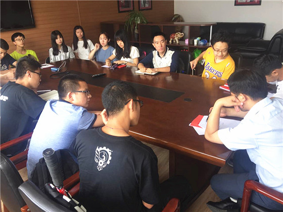 20160608机本15党支部召开成才表率研讨会 (2).jpg